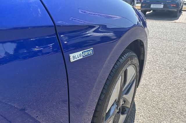 Hyundai IONIQ 100kW Premium 38kWh 5dr Auto