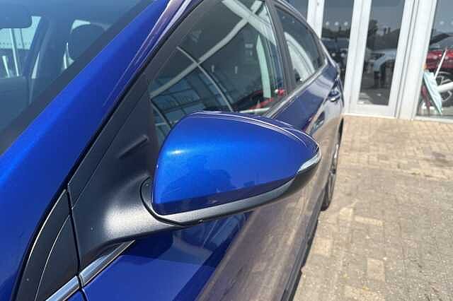 Hyundai IONIQ 100kW Premium 38kWh 5dr Auto