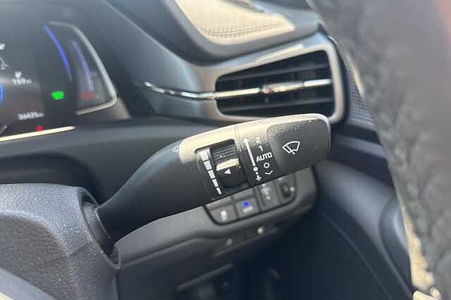Hyundai IONIQ 100kW Premium 38kWh 5dr Auto