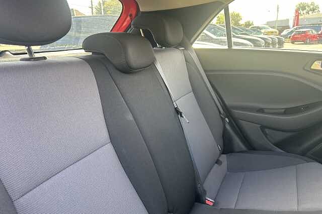Hyundai I20 1.0 T-GDi Premium Nav 5dr Red