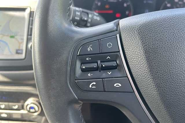 Hyundai I20 1.0 T-GDi Premium Nav 5dr Red