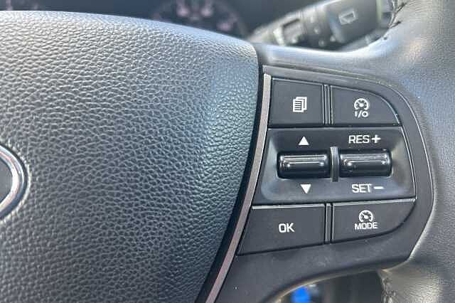 Hyundai I20 1.0 T-GDi Premium Nav 5dr Red