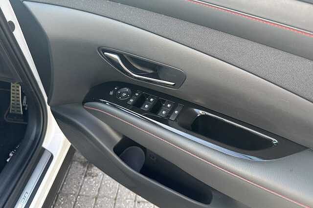 Hyundai TUCSON 1.6T Plug-in Hybrid N Line S 5dr Auto Ecotronic Grey
