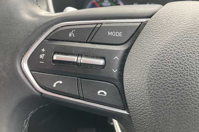 Hyundai SANTA FE 1.6 TGDi Hybrid Premium 5dr 4WD Auto Grey
