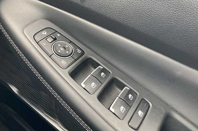 Hyundai SANTA FE 1.6 TGDi Hybrid Premium 5dr 4WD Auto Grey