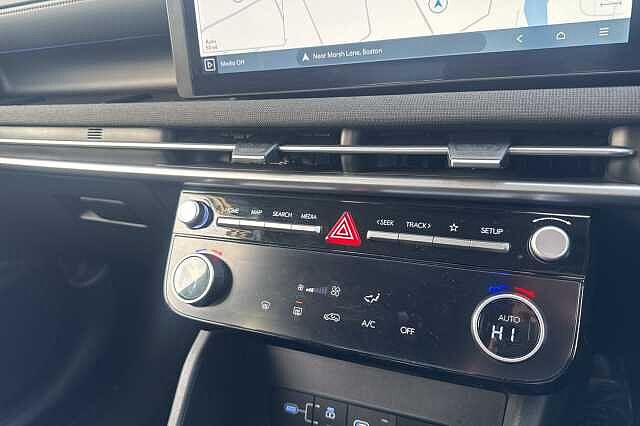 Hyundai TUCSON 1.6T 150 Advance 5dr White