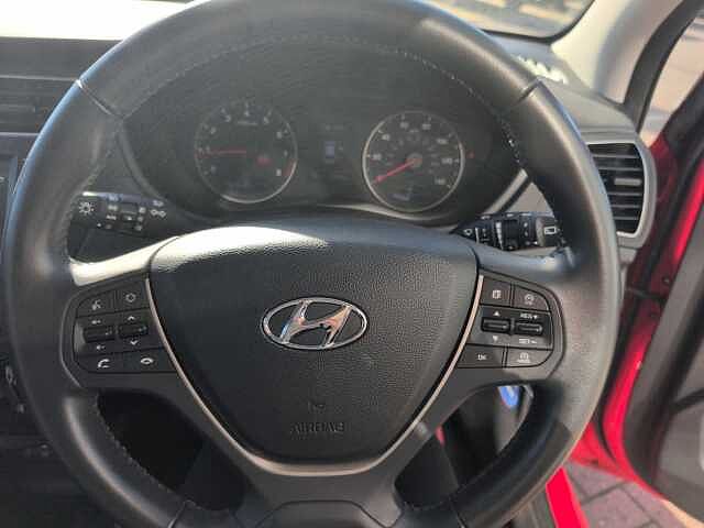 Hyundai I20 1.2 MPi SE 5dr Red
