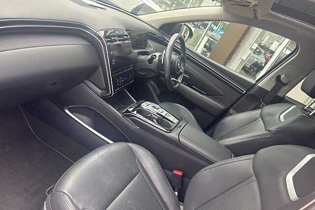 Hyundai TUCSON 1.6 TGDi Hybrid 230 Ultimate 5dr 2WD Auto Red