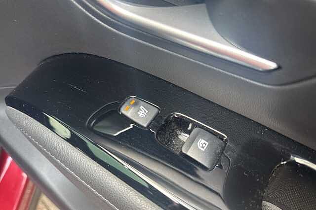 Hyundai TUCSON 1.6 TGDi Hybrid 230 Ultimate 5dr 2WD Auto Red