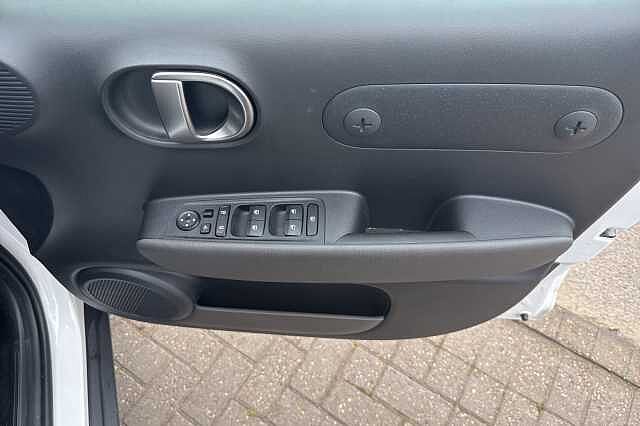 Hyundai Inster 85kW 02 49kWh 5dr Auto