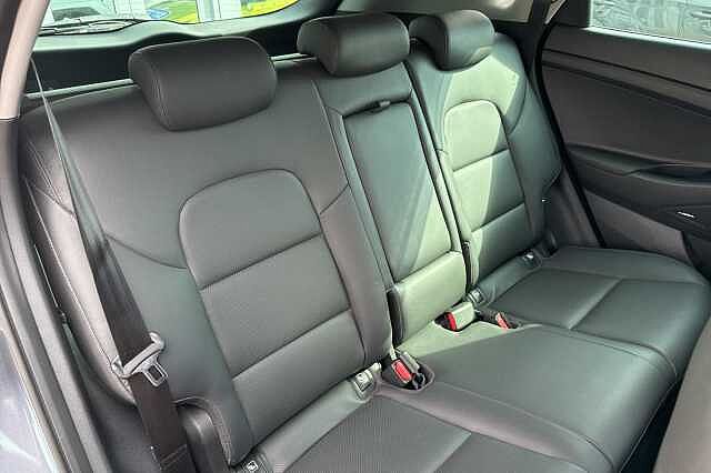 Hyundai TUCSON 2.0 CRDi 48V MHD Premium 5dr 4WD DCT Grey