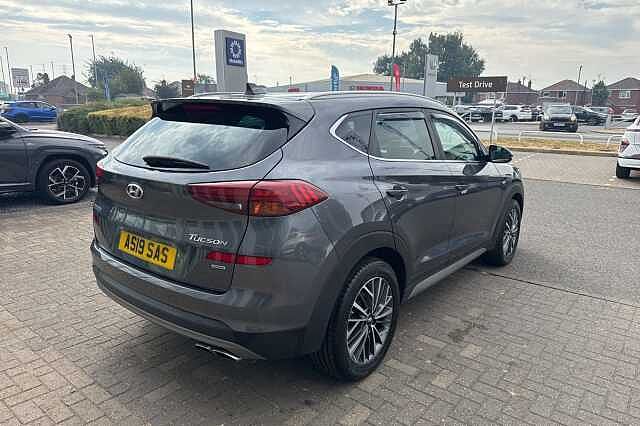Hyundai TUCSON 2.0 CRDi 48V MHD Premium 5dr 4WD DCT Grey
