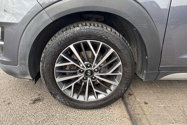 Hyundai TUCSON 2.0 CRDi 48V MHD Premium 5dr 4WD DCT Grey
