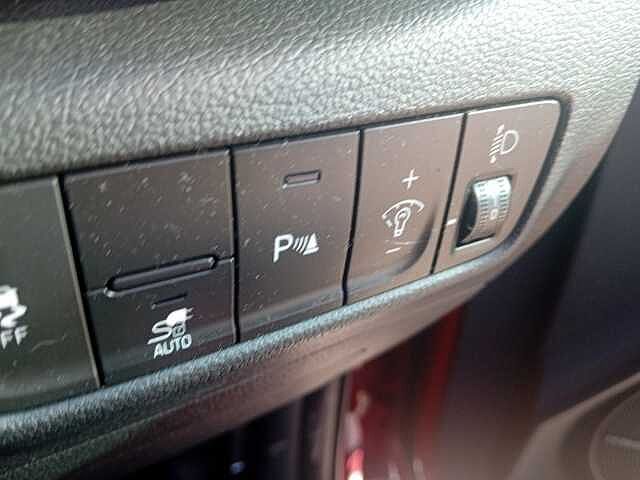 Hyundai KONA 100kW Premium 39kWh 5dr Auto Red