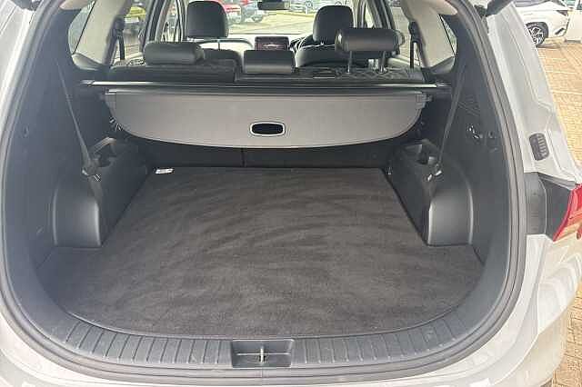 Hyundai SANTA FE 1.6 TGDi Hybrid Premium 5dr Auto White