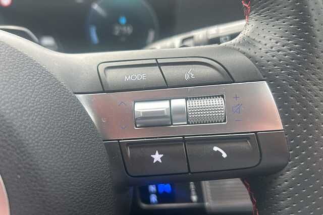 Hyundai KONA 160kW N Line 65kWh 5dr Auto White