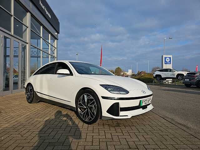 Hyundai IONIQ 6 E (228ps) Premium 77kWh (Single Motor) RWD White