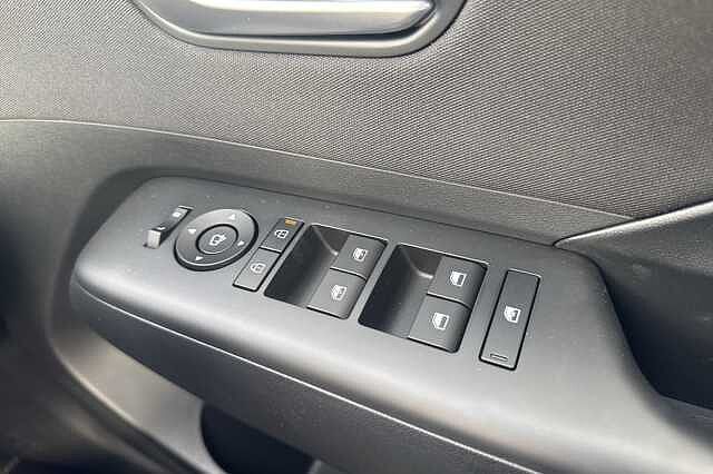 Hyundai KONA 1.6T 138 Advance 5dr DCT Blue