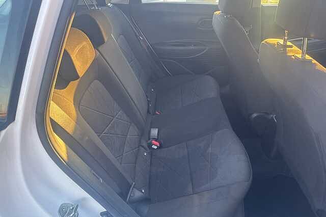 Hyundai BAYON 1.0 TGDi 48V MHEV SE Connect 5dr