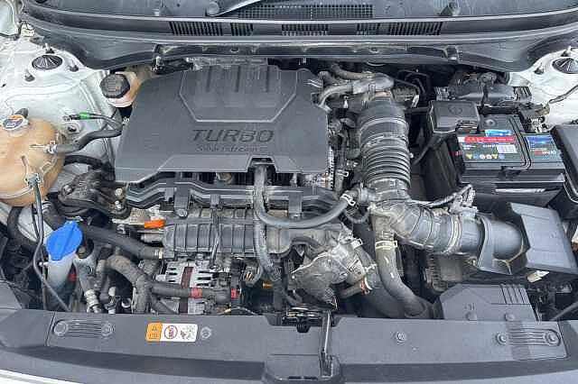 Hyundai BAYON 1.0 TGDi 48V MHEV SE Connect 5dr