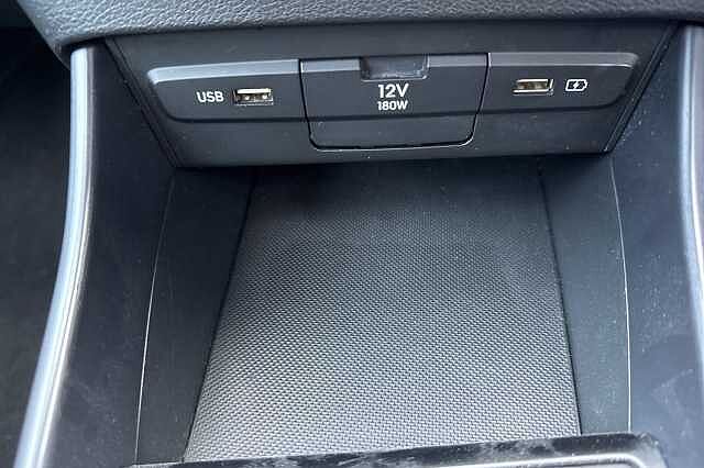 Hyundai BAYON 1.0 TGDi 48V MHEV SE Connect 5dr