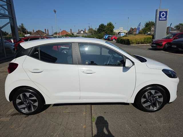 Hyundai I10 1.0 [63] Advance 5dr [Nav] White