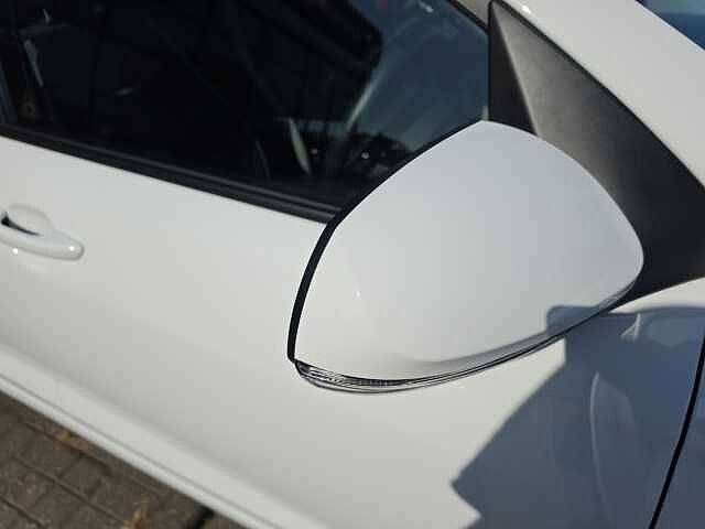 Hyundai I10 1.0 [63] Advance 5dr [Nav] White
