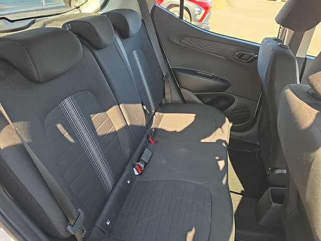 Hyundai I10 1.0 [63] Advance 5dr [Nav] White