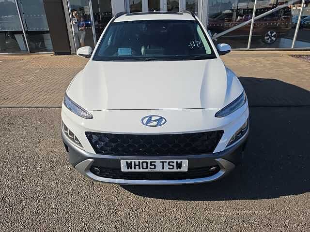 Hyundai KONA 1.6 GDi Hybrid Ultimate 5dr DCT White