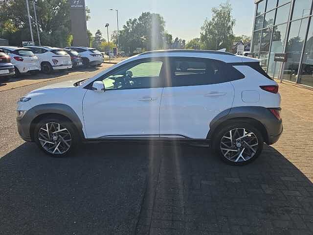 Hyundai KONA 1.6 GDi Hybrid Ultimate 5dr DCT White