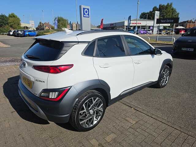 Hyundai KONA 1.6 GDi Hybrid Ultimate 5dr DCT White