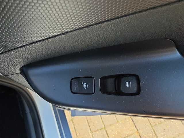 Hyundai KONA 1.6 GDi Hybrid Ultimate 5dr DCT White
