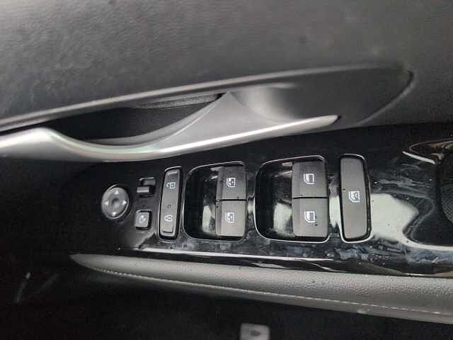 Hyundai TUCSON 1.6 TGDi SE Connect 5dr 2WD Black