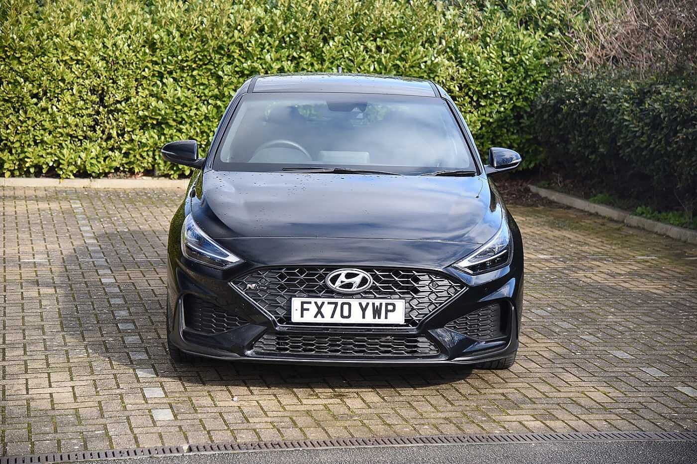 Hyundai I30 Hatchback 1.5T GDi N Line 5dr, Used vehicle Black 3.124 miles