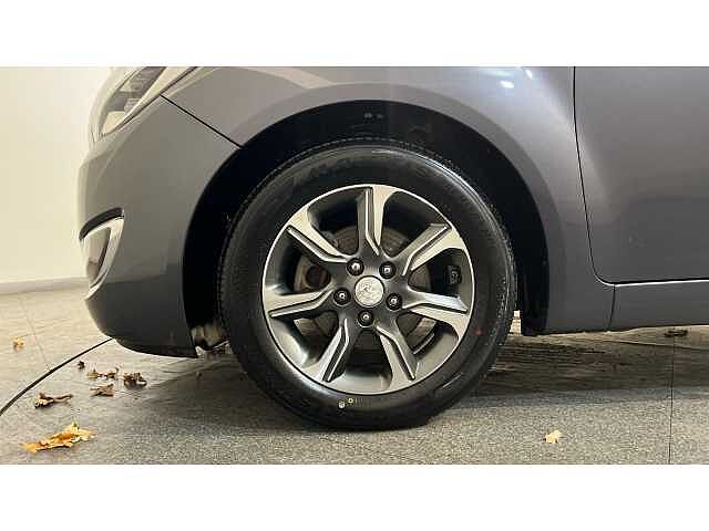 Hyundai ix20 1.6 Premium Nav 5dr