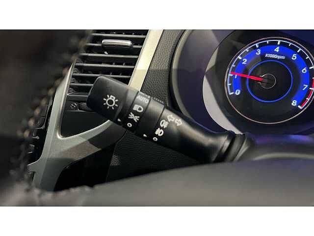 Hyundai ix20 1.6 Premium Nav 5dr