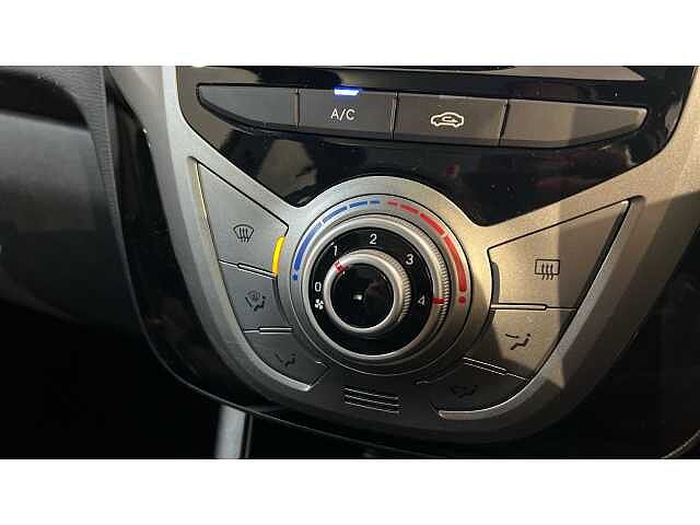Hyundai ix20 1.6 Premium Nav 5dr