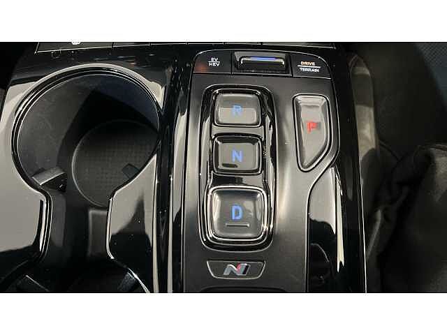 Hyundai TUCSON 1.6 TGDi Plug-in Hybrid N Line S 5dr 4WD Auto Dark Knight