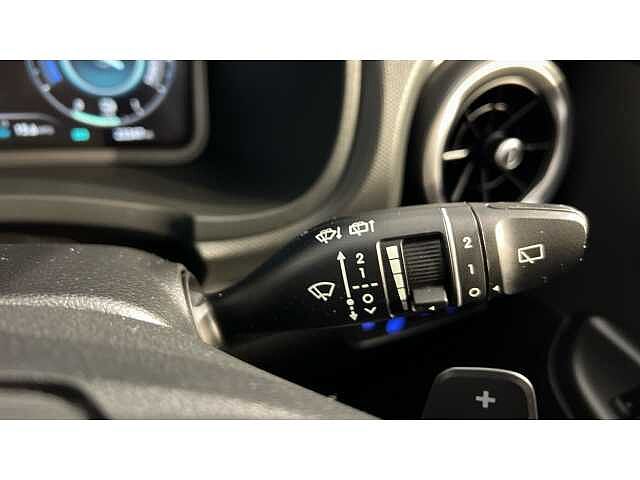 Hyundai KONA 1.6 GDi Hybrid SE Connect 5dr DCT Surfy Blue