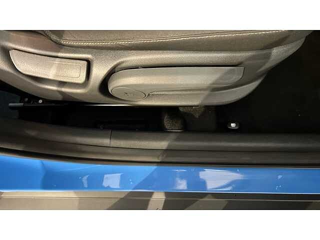 Hyundai KONA 1.6 GDi Hybrid SE Connect 5dr DCT Surfy Blue