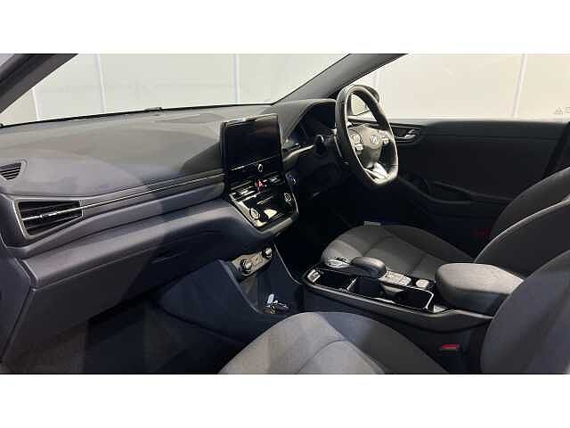 Hyundai Ioniq IONIQ 100kW Premium 38kWh 5dr Auto