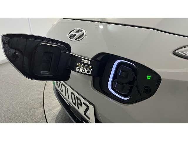 Hyundai Kona KONA 100kW Premium 39kWh 5dr Auto