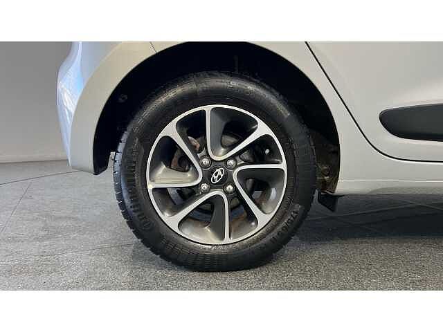 Hyundai i10 I10 1.0 Premium 5dr