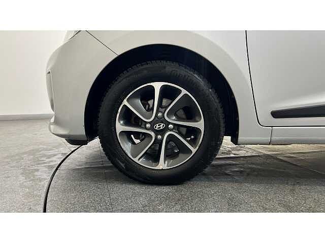 Hyundai i10 I10 1.0 Premium 5dr