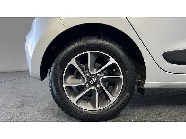 Hyundai i10 I10 1.0 Premium 5dr