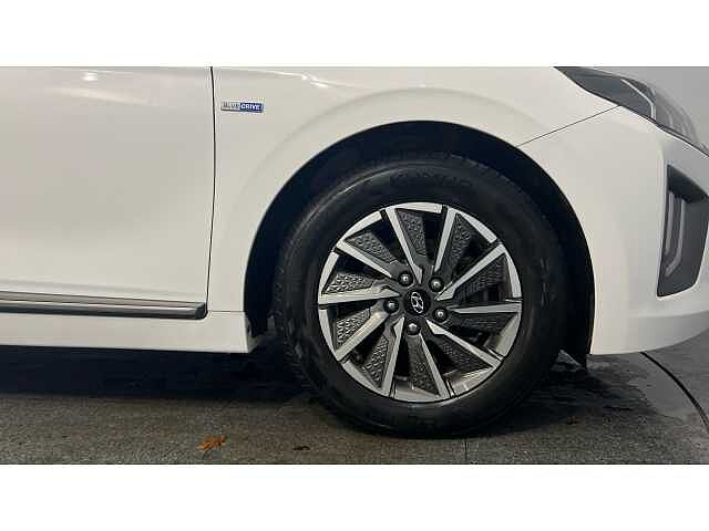 Hyundai Ioniq IONIQ 100kW Premium SE 38kWh 5dr Auto