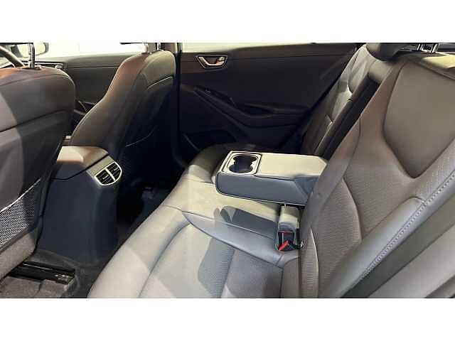 Hyundai Ioniq IONIQ 1.6 GDi Hybrid Premium SE 5dr DCT
