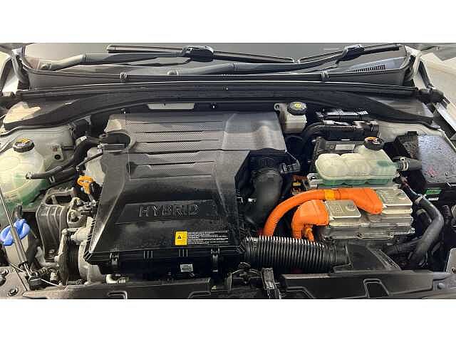 Hyundai Ioniq IONIQ 1.6 GDi Hybrid Premium SE 5dr DCT