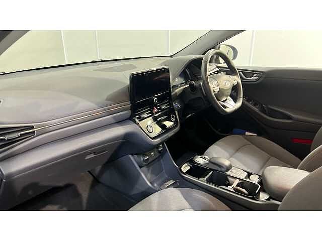 Hyundai Ioniq IONIQ 100kW Premium 38kWh 5dr Auto