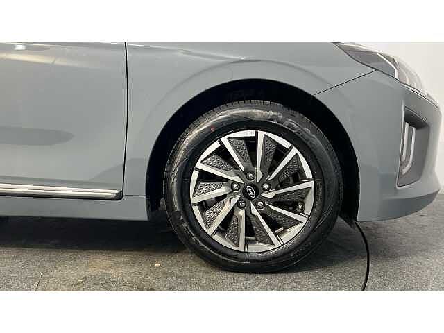 Hyundai Ioniq IONIQ 100kW Premium 38kWh 5dr Auto